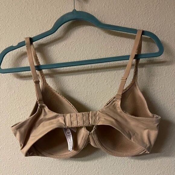 Victoria’s Secret - taupe underwire t-shirt bra - Picture 3 of 5